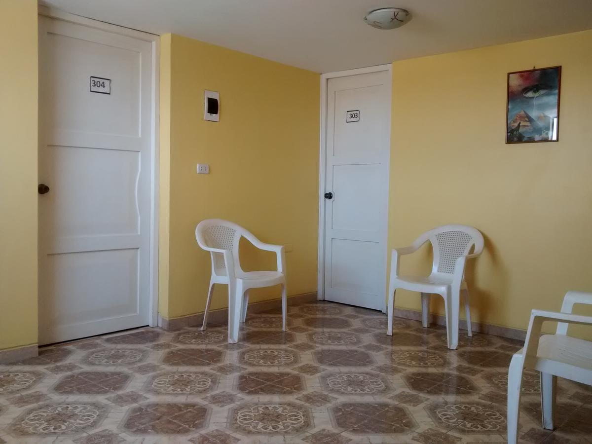 Hotel Humboldt Чиклайо Экстерьер фото